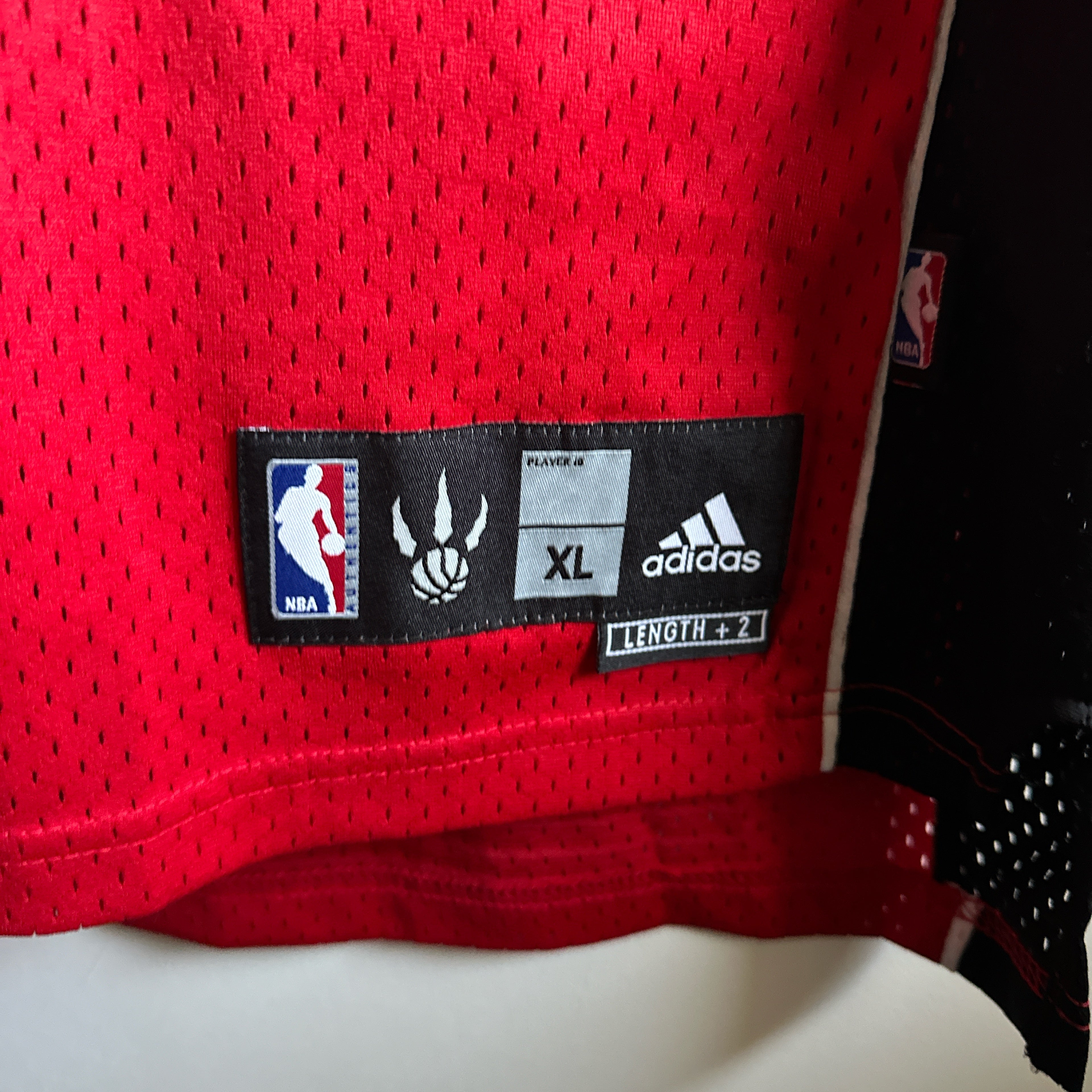 Toronto Raptors Chris Bosh adidas Jersey - XL