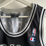 Cargar imagen en el visor de la galería, San Antonio Spurs Tony Parker Champion jersey - Medium
