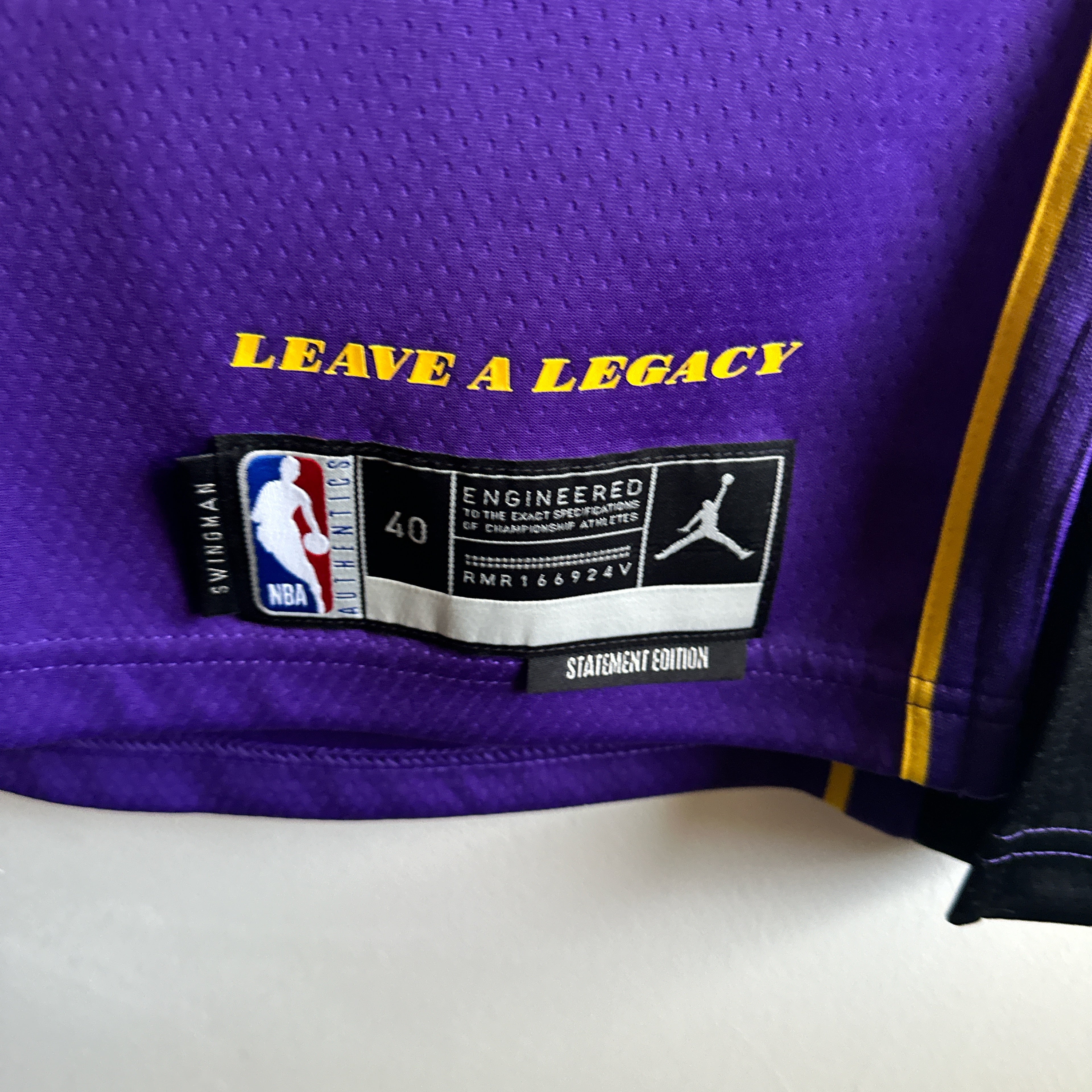 Los Angeles Lakers Lebron James Jordan jersey - Small