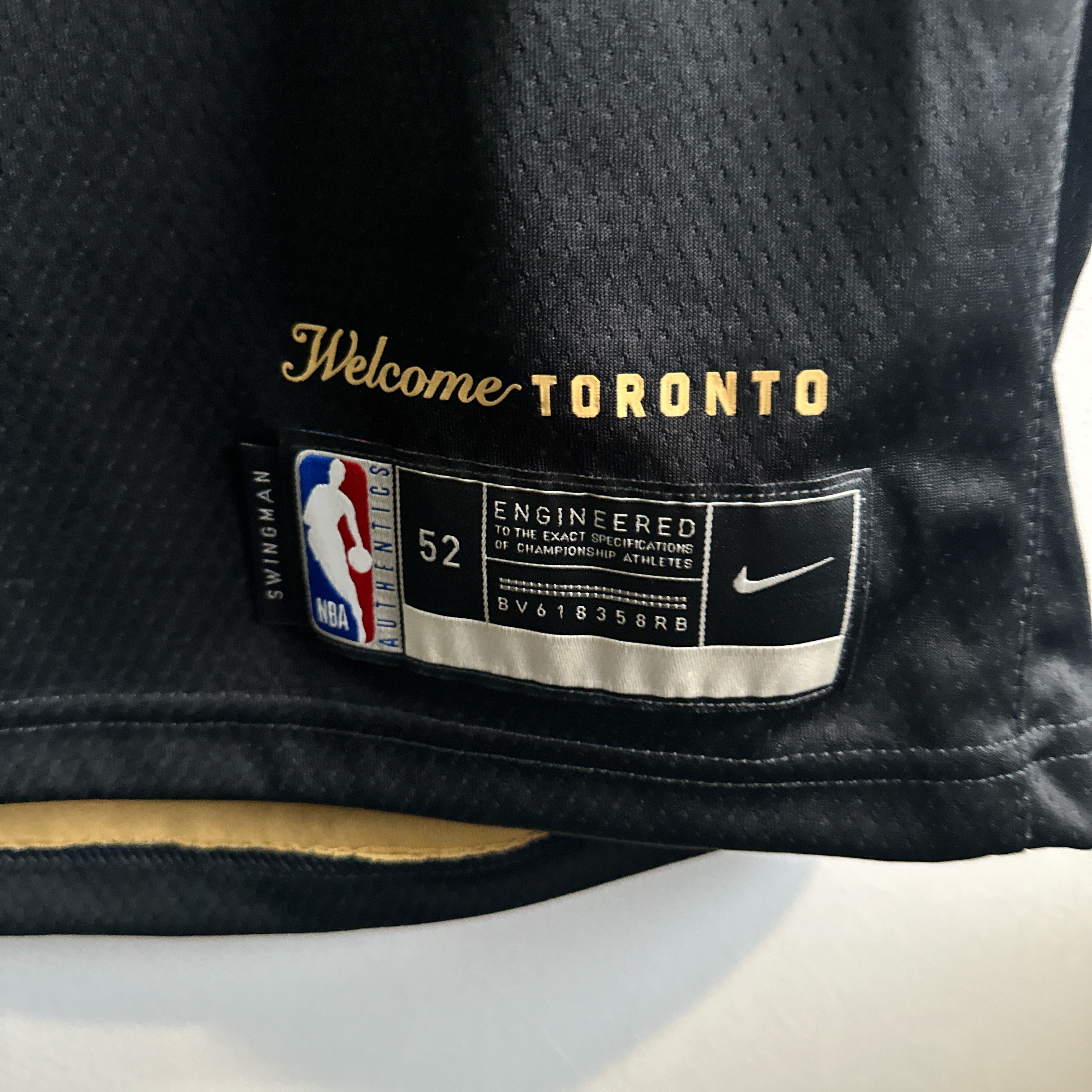 Toronto Raptors Paskal Siakham Nike jersey - XL