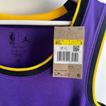 Charger l&#39;image dans la galerie, Los Angeles Lakers Lebron James Jordan jersey - Small
