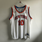 Lade das Bild in den Galerie-Viewer, New York Knicks Walt ‘Clyde’ Frazier Champion jersey - XXL
