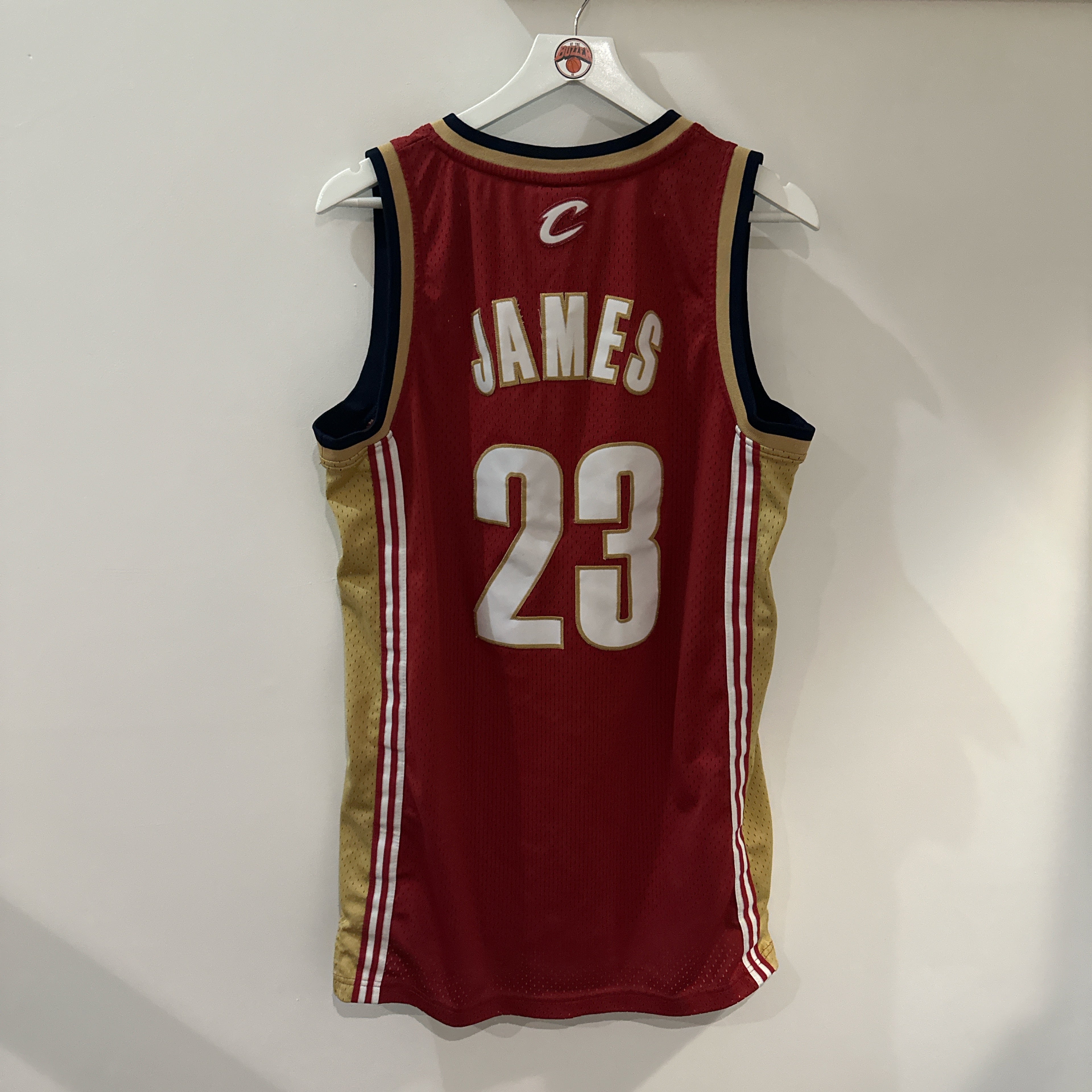 Cleveland Cavaliers LeBron James  Reebok jersey  - Medium (Fits large)