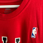 Ladda upp bild till gallerivisning, Chicago Bulls Derrick Rose Adidas T shirt - XXXL
