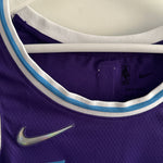 Cargar imagen en el visor de la galería, Los Angeles Lakers Lebron James Nike City jersey - Medium
