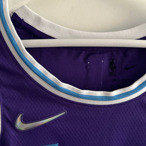 Los Angeles Lakers Lebron James Nike City jersey - Medium