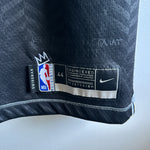 Cargar imagen en el visor de la galería, Brooklyn Nets Kyrie Irving Nike jersey - Medium
