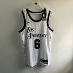 Load image into Gallery viewer, Los Angeles Lakers Lebron James Nike jersey - Medium
