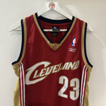 Carregar imagem no visualizador da galeria, Cleveland Cavaliers LeBron James  Reebok jersey  - Medium (Fits large)
