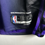 Cargar imagen en el visor de la galería, Sacramento Kings Damantis Sabonis Jordan jersey - Medium
