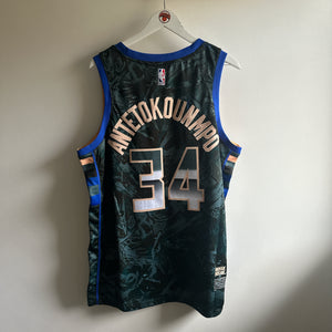 Milwaukee Bucks Giannis Antetokounmpo Nike jersey - XL