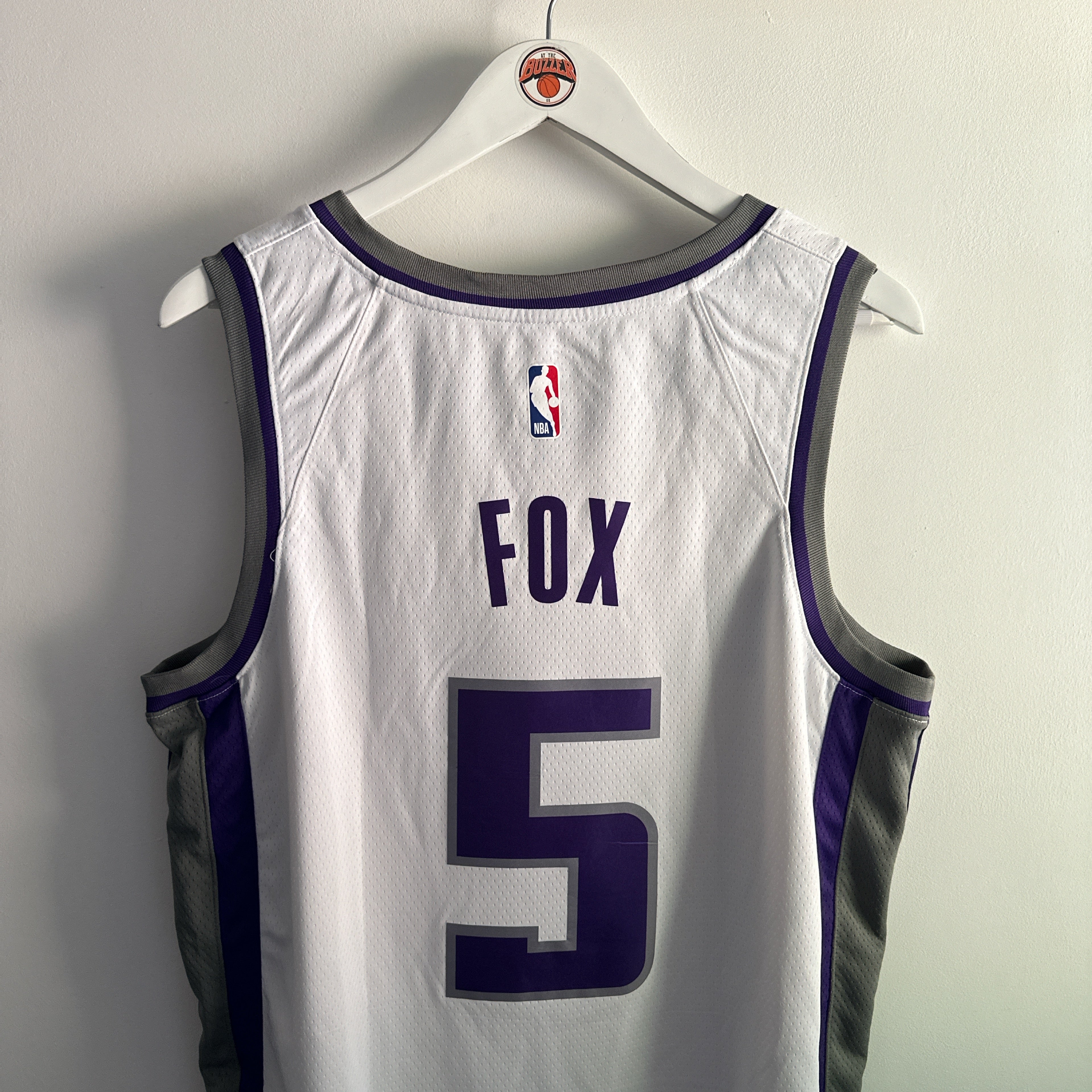 Sacramento Kings De’ Aaron Fox Nike jersey - Large