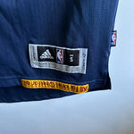 Cargar imagen en el visor de la galería, Cleveland Cavaliers Lebron James Adidas jersey - Small (fits Medium)
