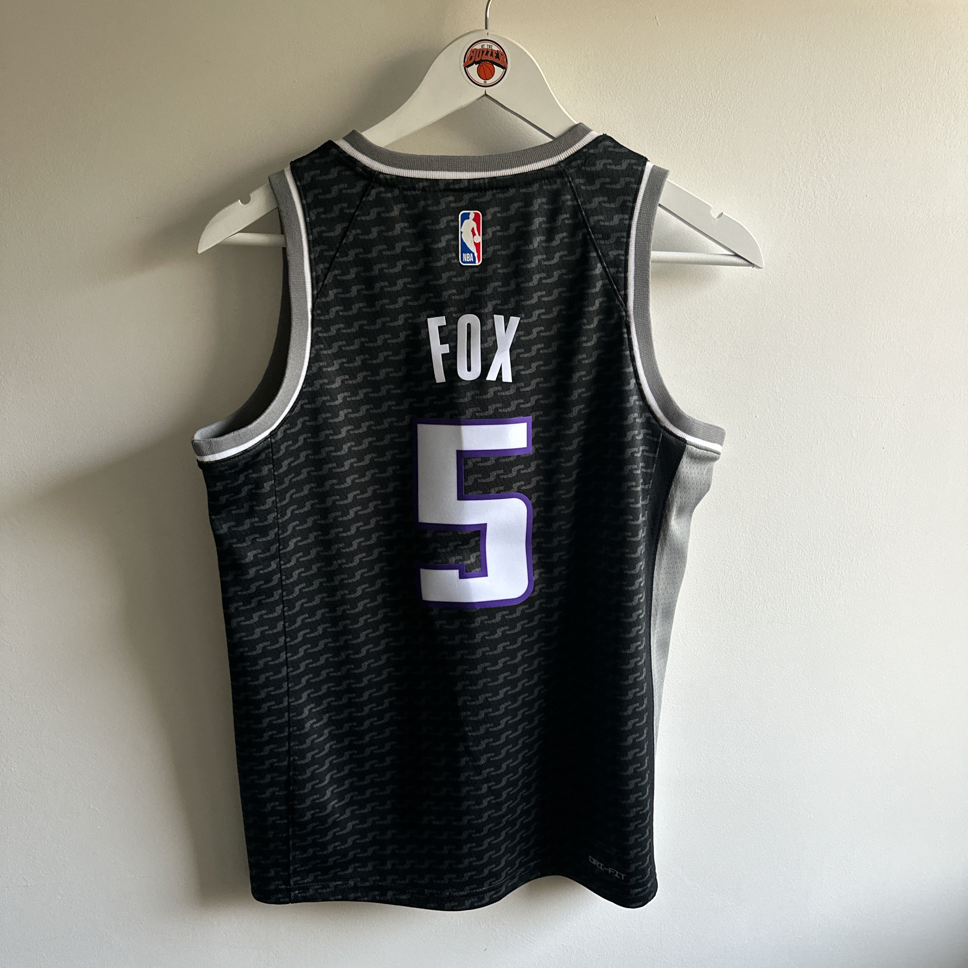 Sacramento Kings D’Aaron Fox Jordan jersey - Youth Medium