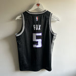 Charger l&#39;image dans la galerie, Sacramento Kings D’Aaron Fox Jordan jersey - Youth Medium
