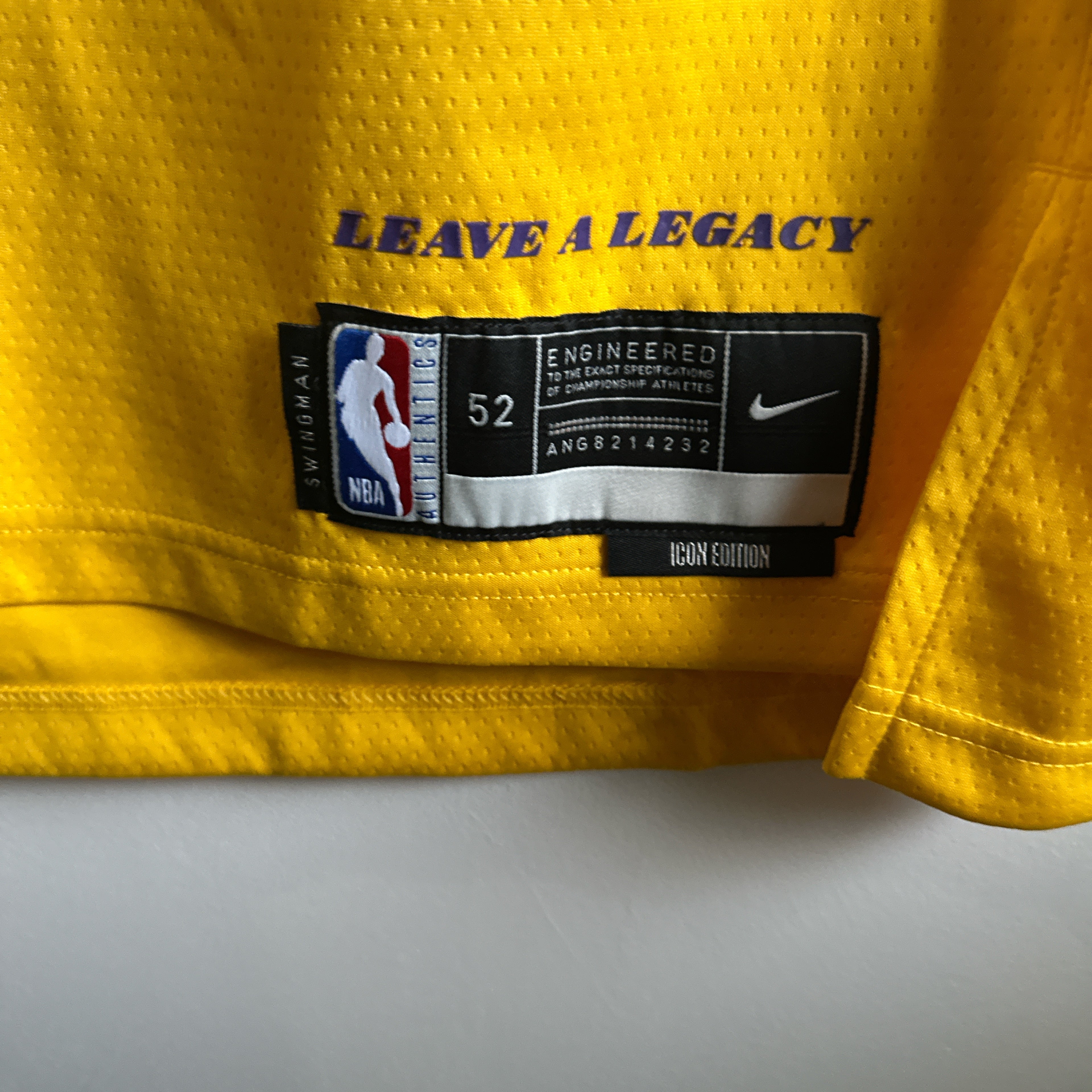 Los Angeles Lakers Lebron James Nike jersey - XL