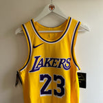 Cargar imagen en el visor de la galería, Los Angeles Lakers Lebron James Nike authentic jersey - Small

