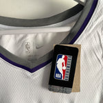 Cargar imagen en el visor de la galería, Sacramento Kings De’ Aaron Fox Nike jersey - Large
