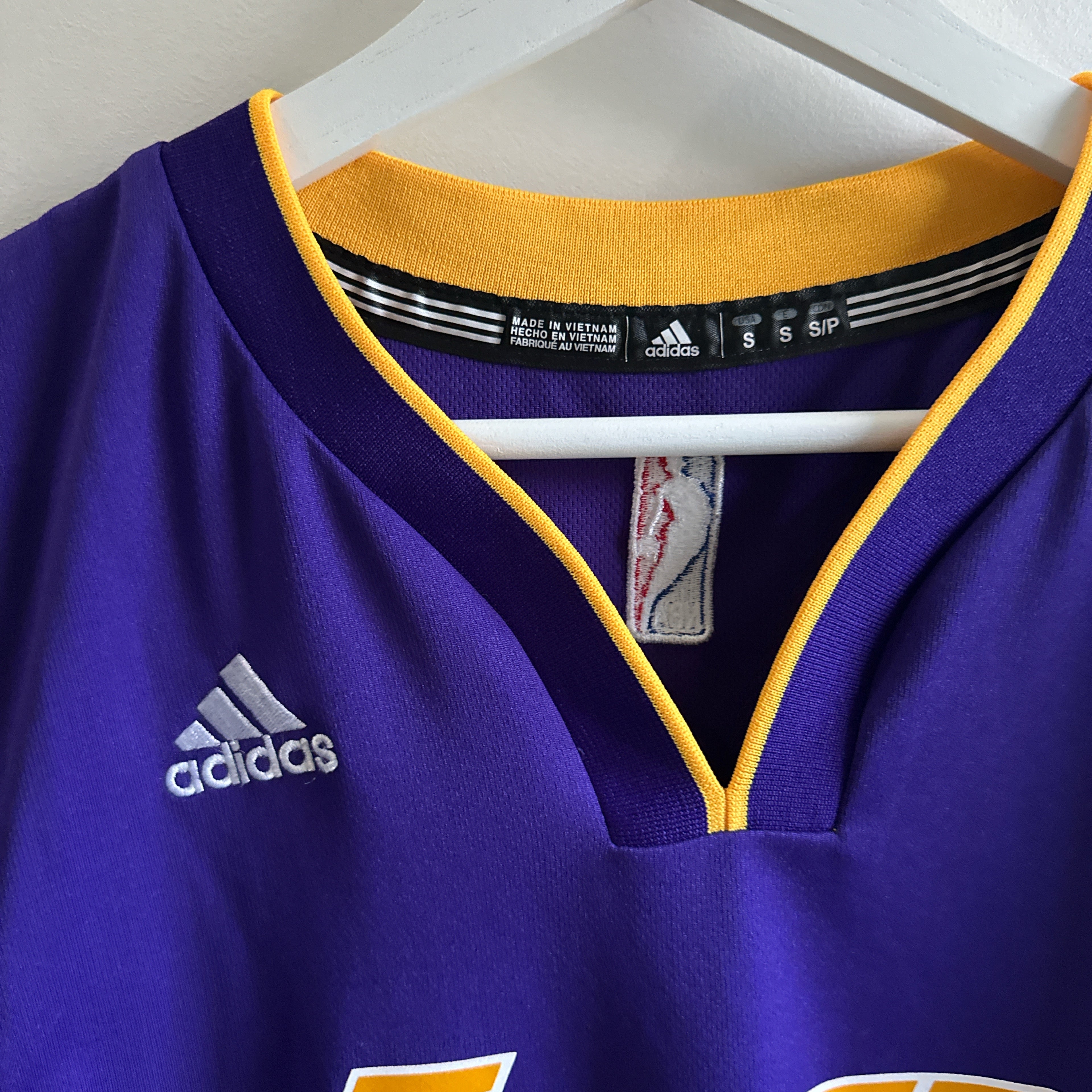 Los Angeles Lakers Kobe Bryant Adidas jersey - Small (Fits medium)