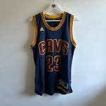 Cargar imagen en el visor de la galería, Cleveland Cavaliers Lebron James Adidas jersey - Small (fits Medium)
