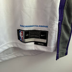 Cargar imagen en el visor de la galería, Sacramento Kings De’ Aaron Fox Nike jersey - Large
