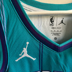 Charger l&#39;image dans la galerie, Charlotte Hornets Lamelo Ball Jordan jersey - Medium
