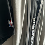 Lade das Bild in den Galerie-Viewer, San Antonio Spurs Champion shooting shirt - Large (Fits XL)
