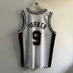 Carregar imagem no visualizador da galeria, San Antonio Spurs Tony Parker Champion jersey - Medium
