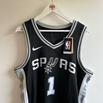 Cargar imagen en el visor de la galería, San Antonio Spurs Victor Wembanyama Nike jersey - Large
