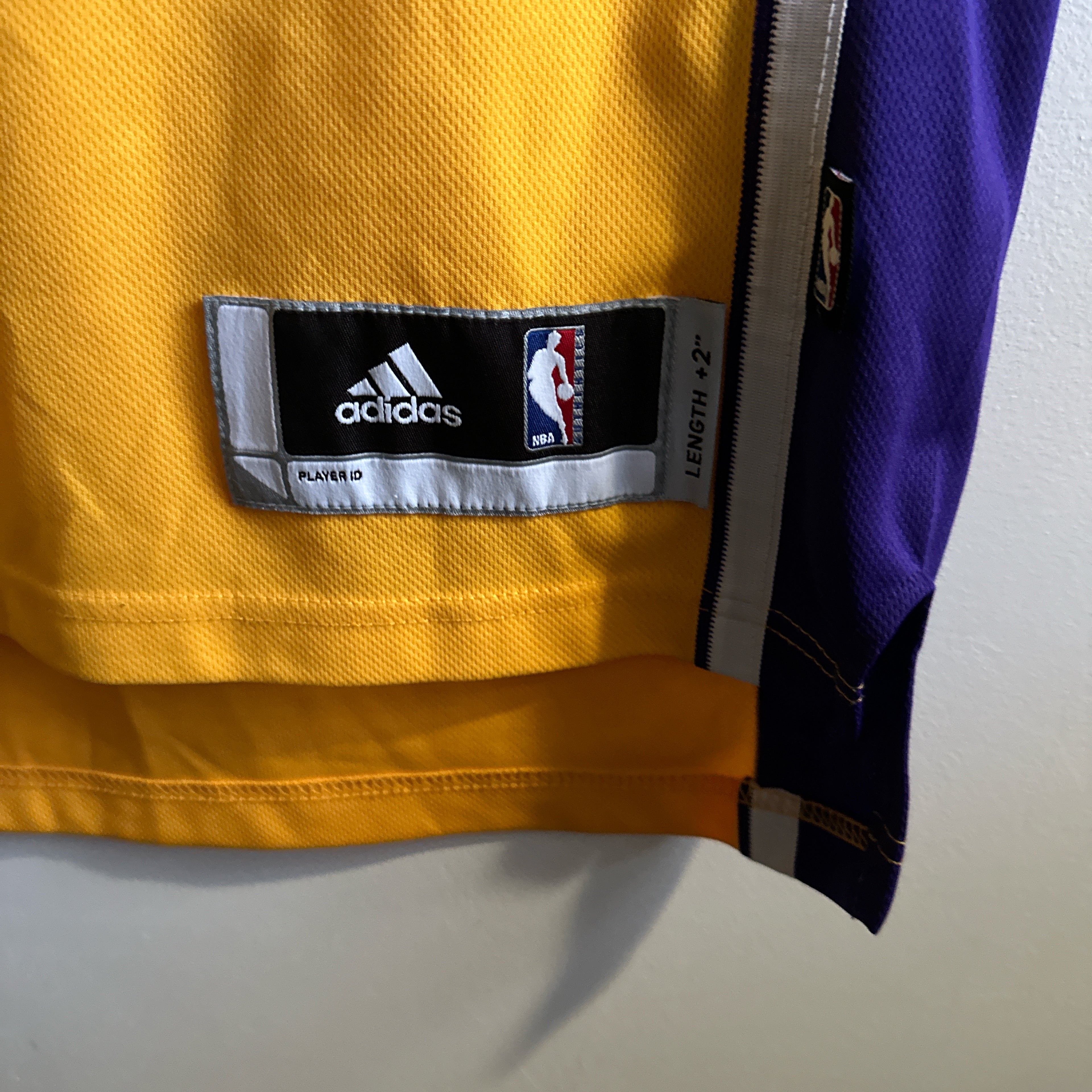 Los Angeles Lakers Kobe Bryant Adidas jersey - Small (Fits Medium)