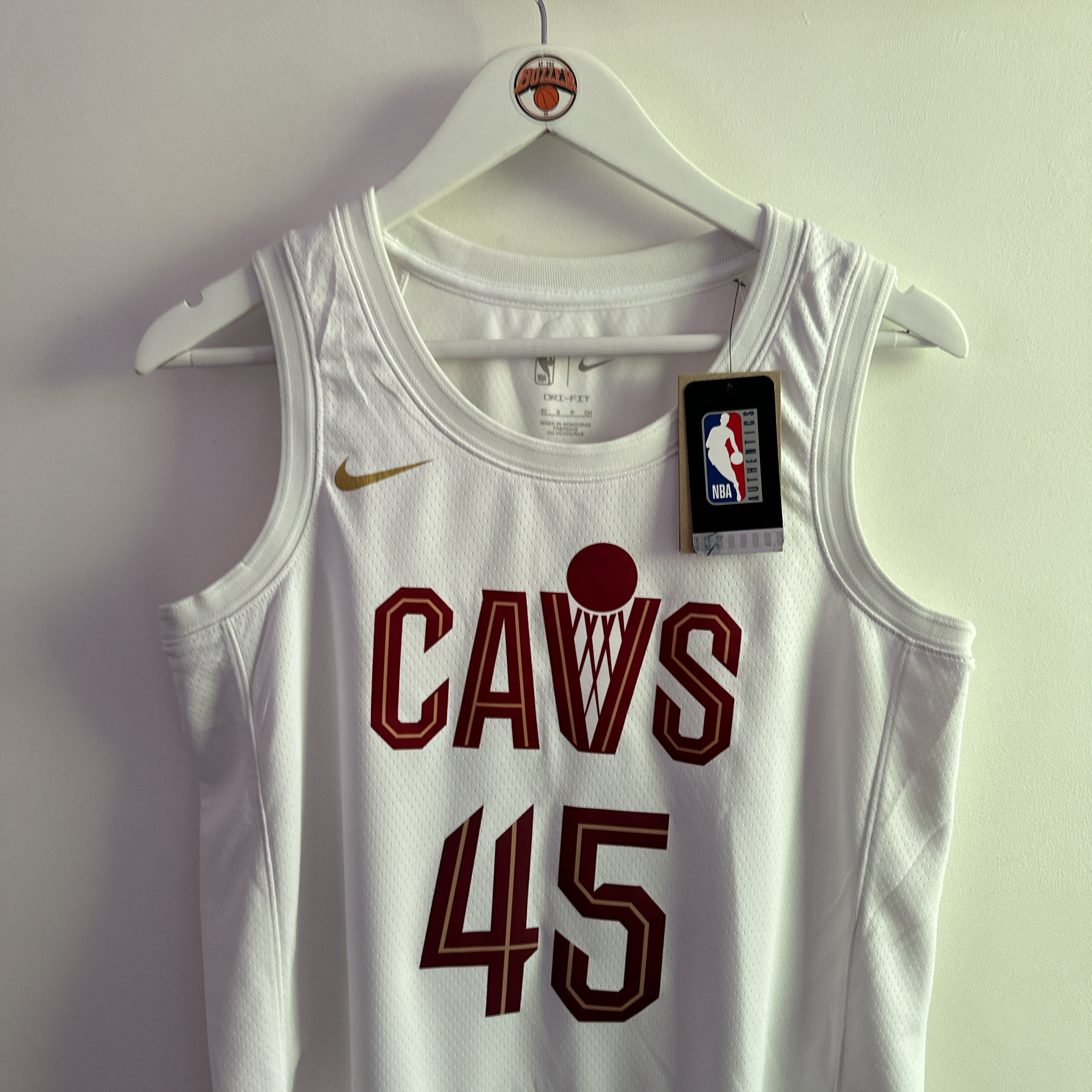 Cleveland Cavaliers Donovan  Mitchell Jordan jersey - Small