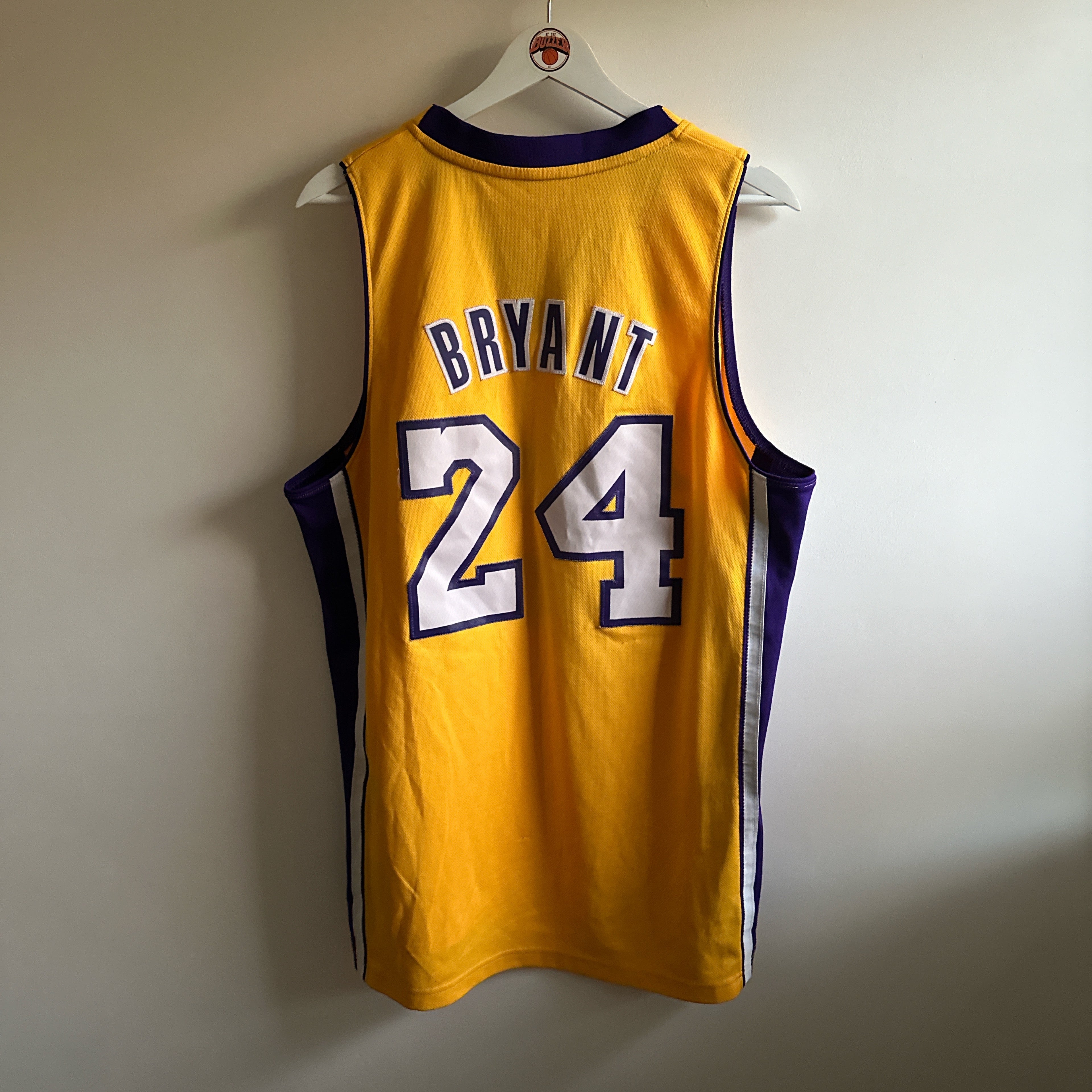 Los Angeles Lakers Kobe Bryant Adidas jersey - Medium (Fits large)