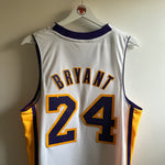 Lade das Bild in den Galerie-Viewer, Los Angeles Lakers Kobe Bryant Adidas jersey - Small (Fits Large)
