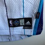 Load image into Gallery viewer, New Orleans Hornets Chris Paul Adidas jersey - Small (Fits medium)
