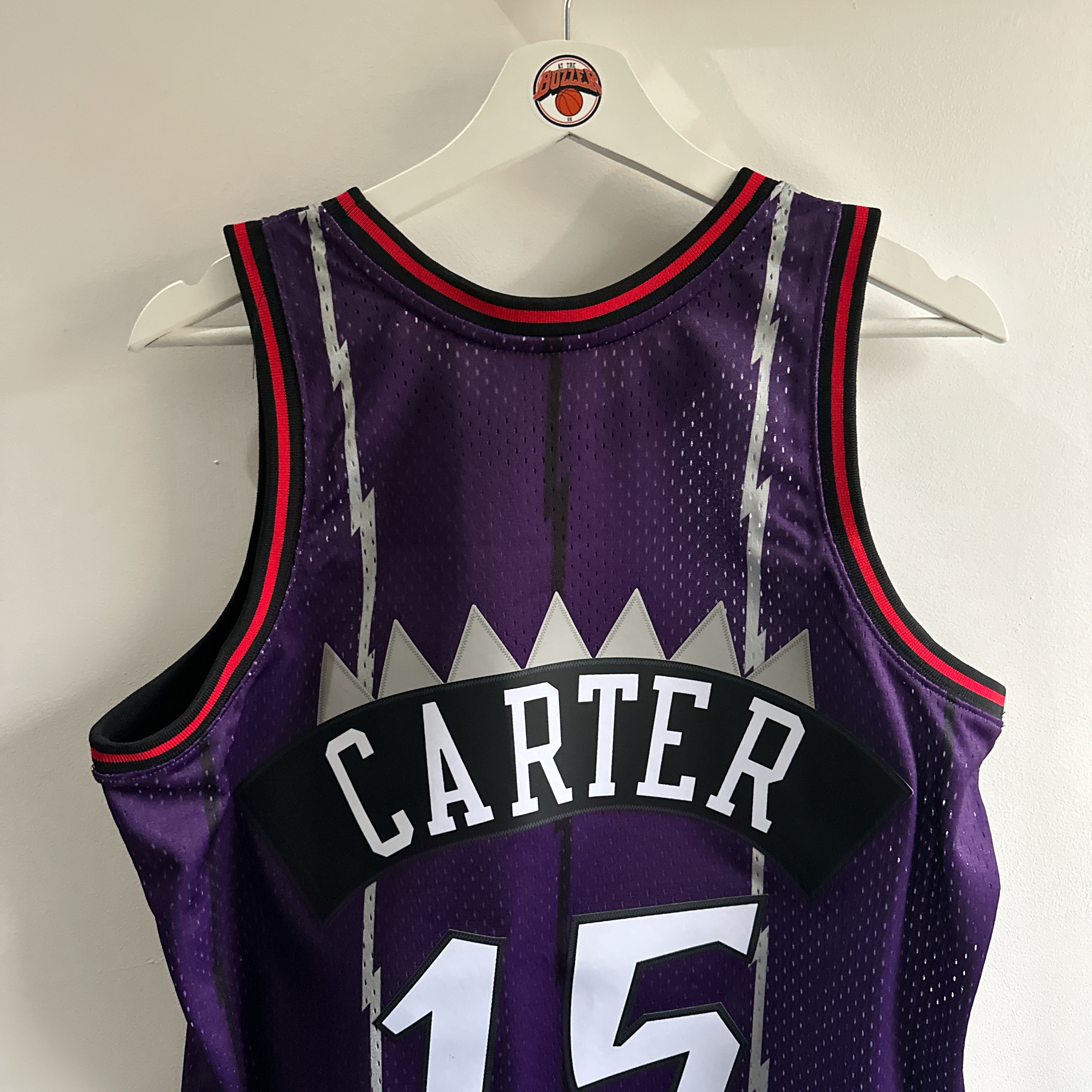 Toronto Raptors Vince Carter Mitchell & Ness jersey - Medium