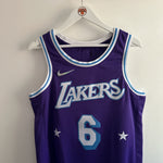 Cargar imagen en el visor de la galería, Los Angeles Lakers Lebron James Nike City jersey - Medium
