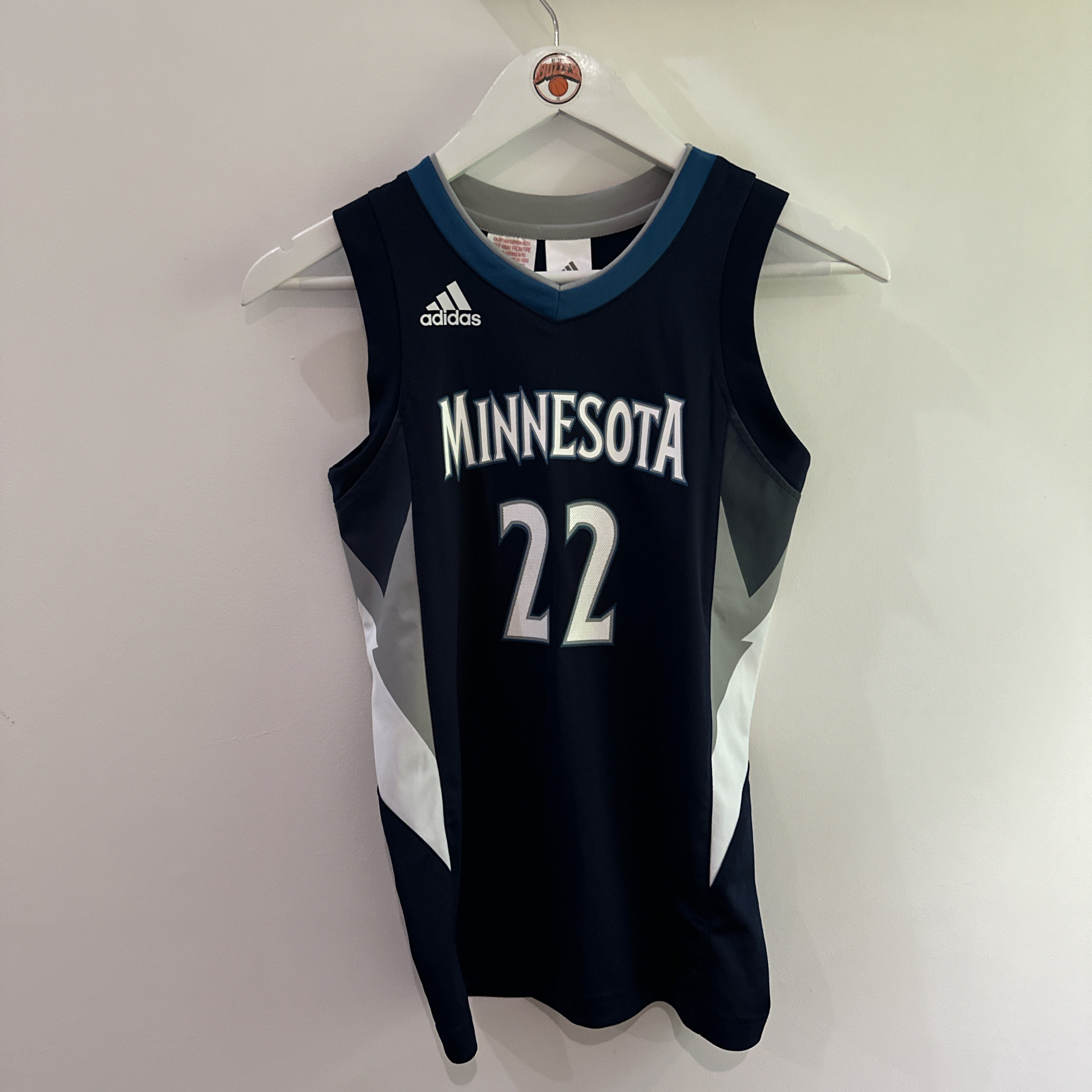 Minnesota Timberwolves Andrew Wiggins jersey & shorts - Youth Small