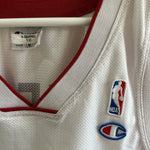 Load image into Gallery viewer, Miami Heat Shaquille O’Neal Champion jersey - Medium
