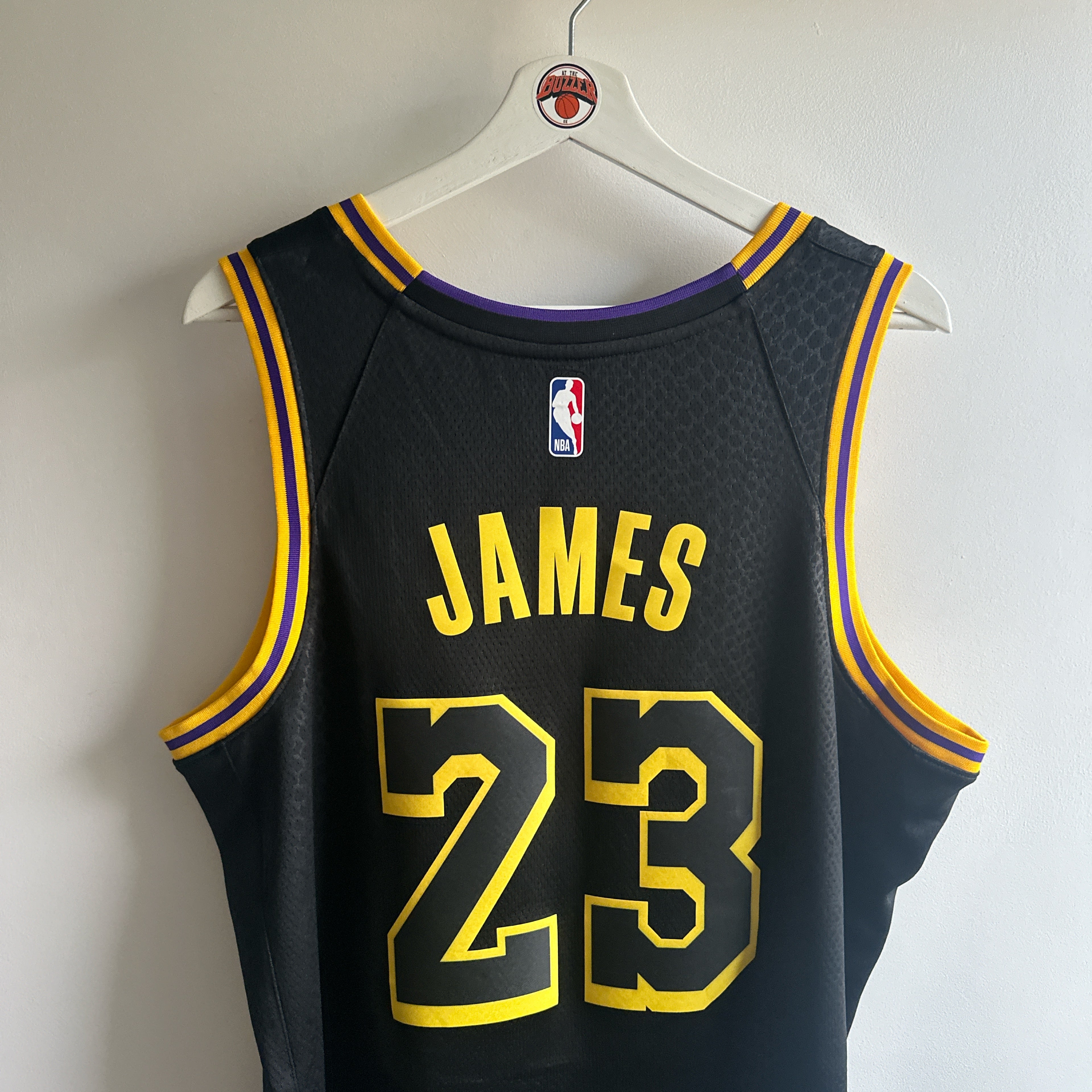 Los Angeles Lakers Lebron James Nike jersey - Large