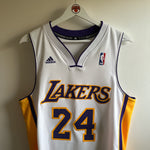 Lade das Bild in den Galerie-Viewer, Los Angeles Lakers Kobe Bryant Adidas jersey - Small (Fits Large)
