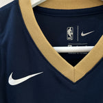 Carregar imagem no visualizador da galeria, New Orleans Pelicans Zion Williamson Nike jersey - Kids Large
