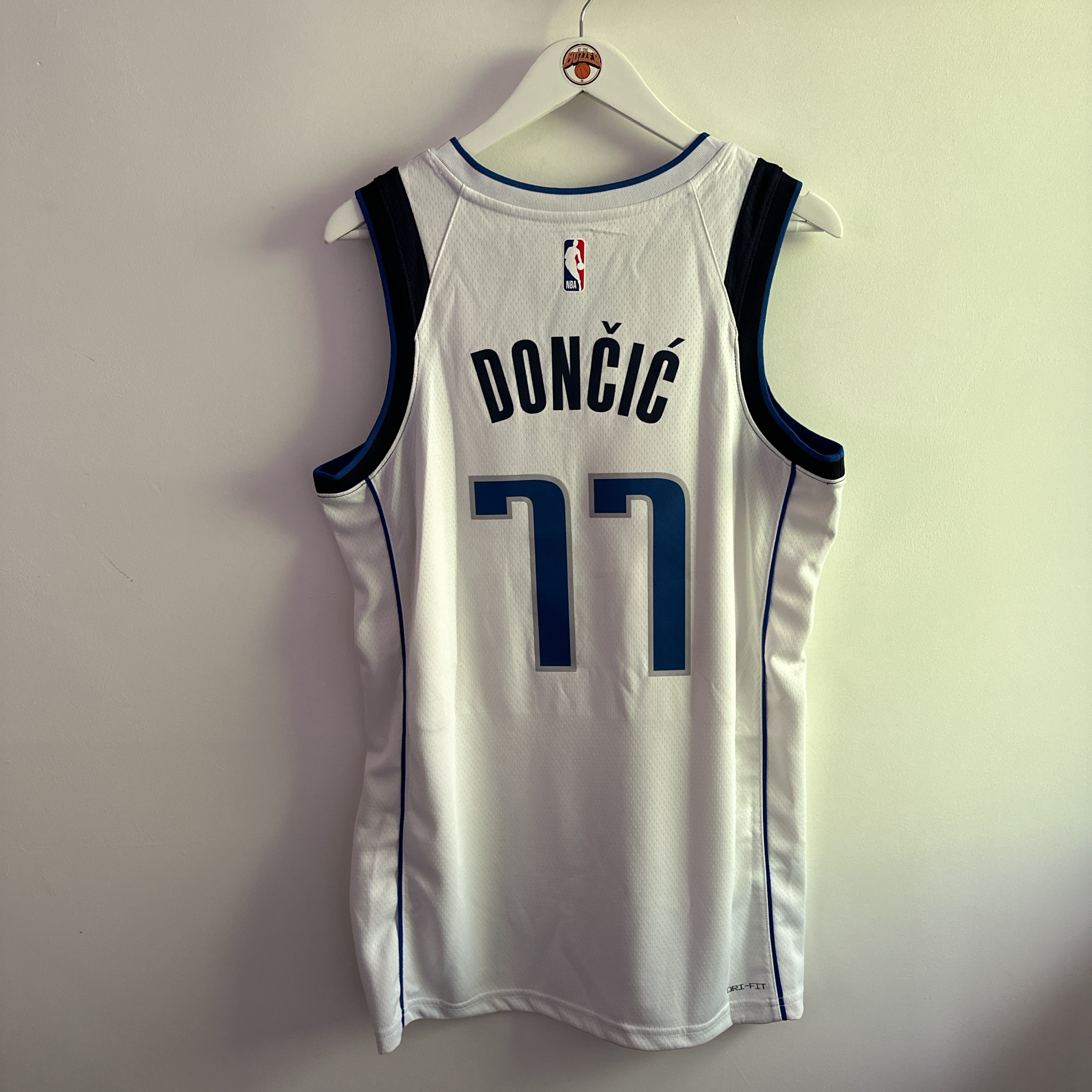 Dallas Mavericks Luka Doncic Nike jersey - Medium