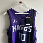 Cargar imagen en el visor de la galería, Sacramento Kings Damantis Sabonis Jordan jersey - Medium
