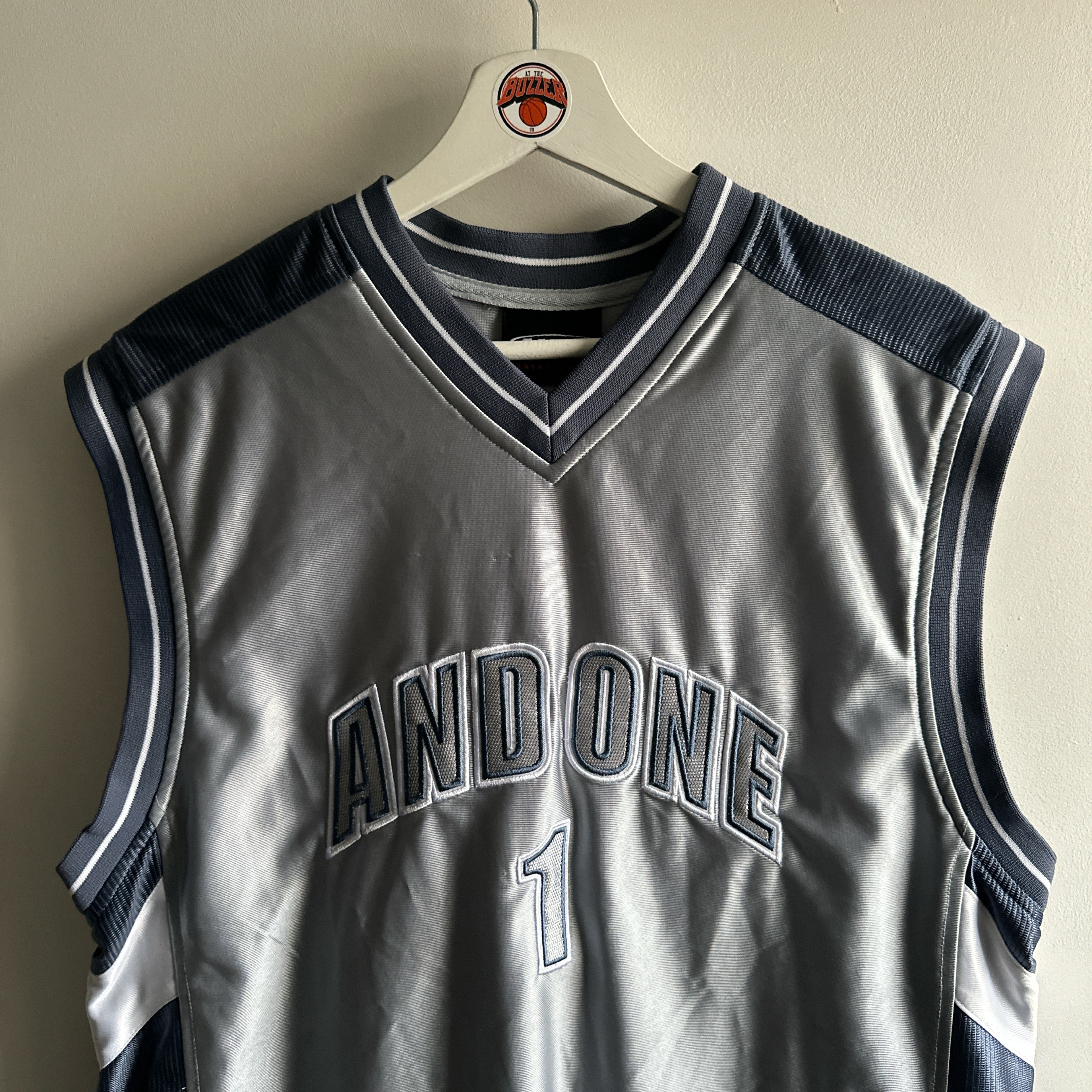 And 1 jersey - Medium