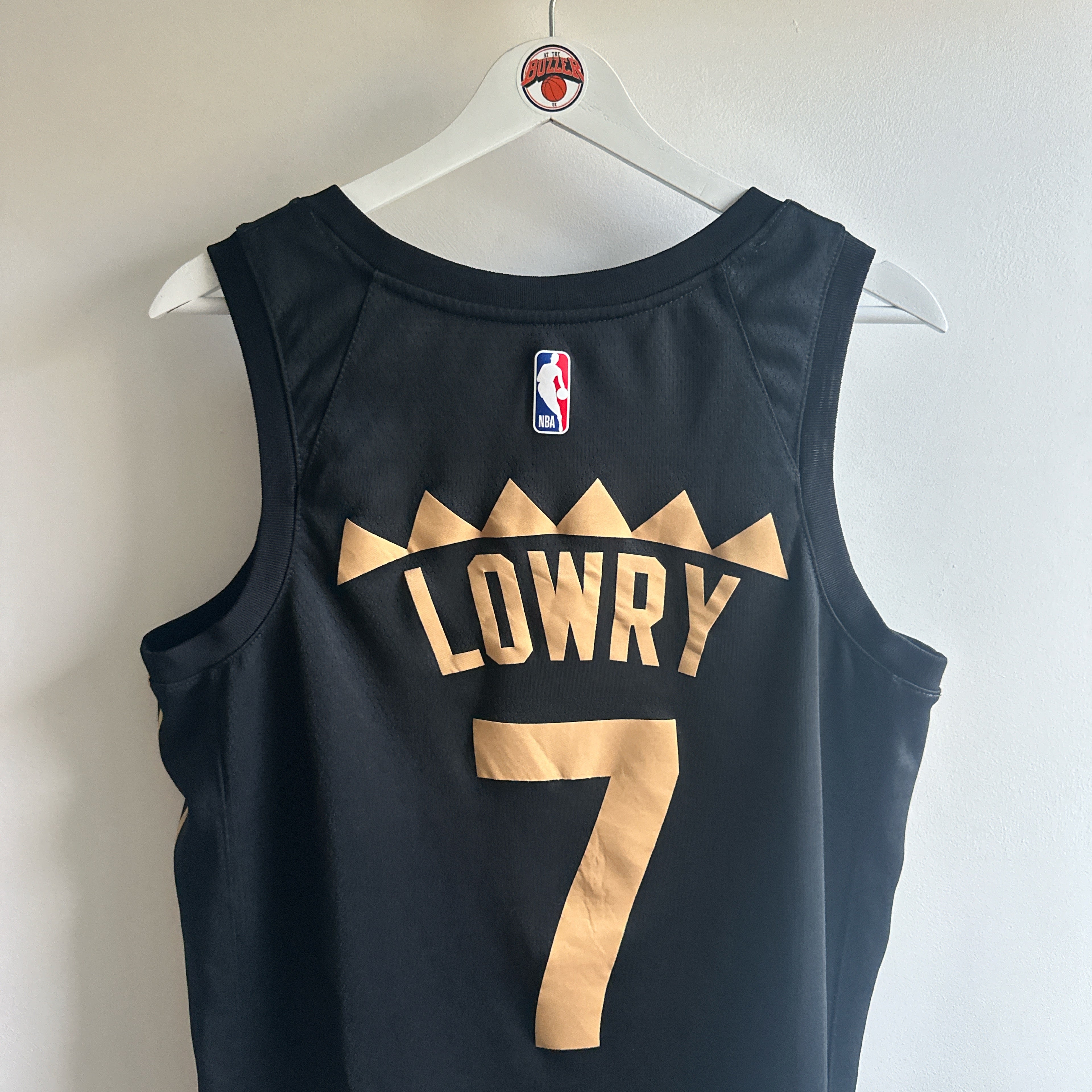 Toronto Raptors Kyle Lowry Nike jersey - Medium