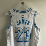 Load image into Gallery viewer, Los Angeles Lakers Lebron James Nike jersey - Medium
