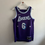 Cargar imagen en el visor de la galería, Los Angeles Lakers Lebron James Nike City jersey - Medium
