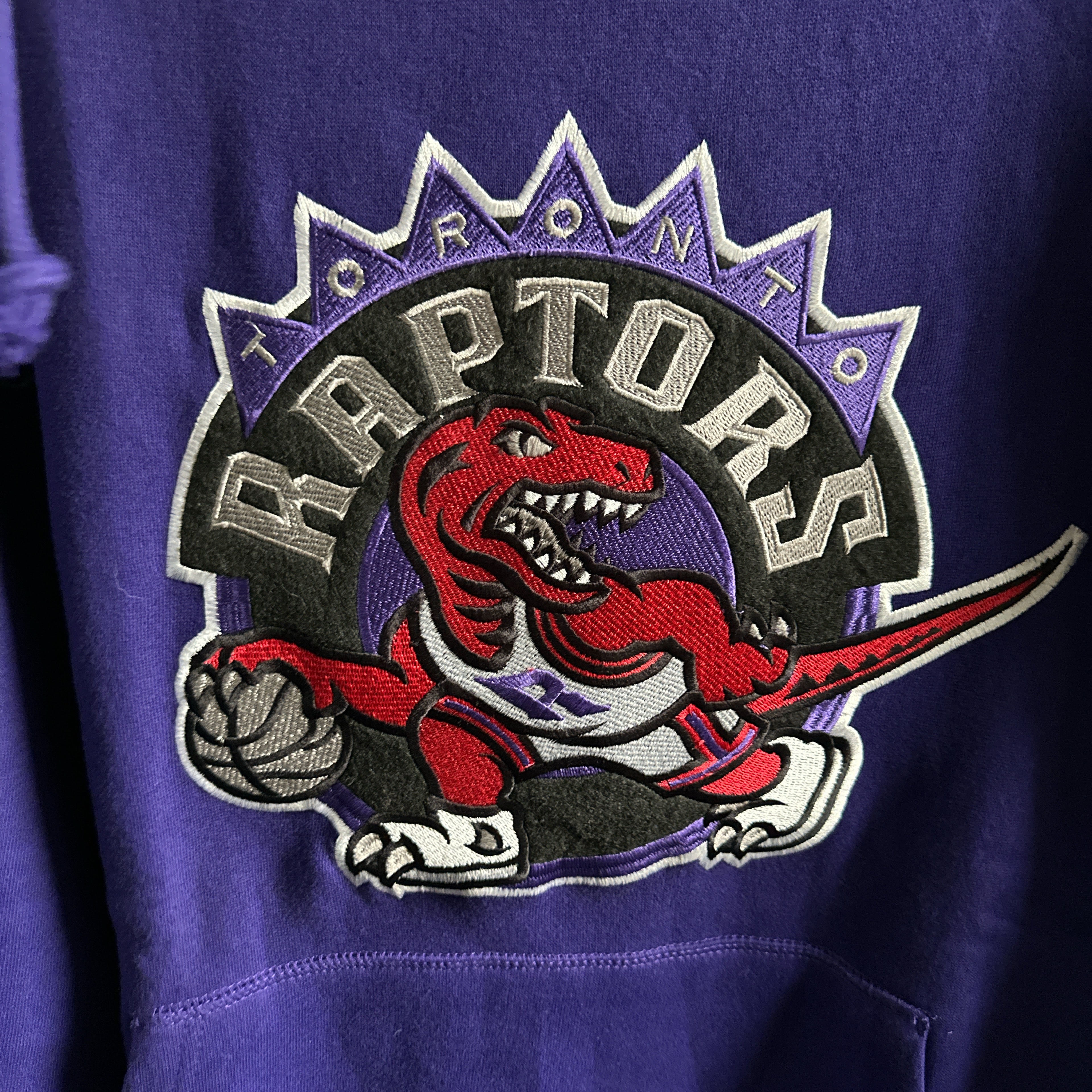 Toronto Raptors Mitchell & Ness hoodie - Medium