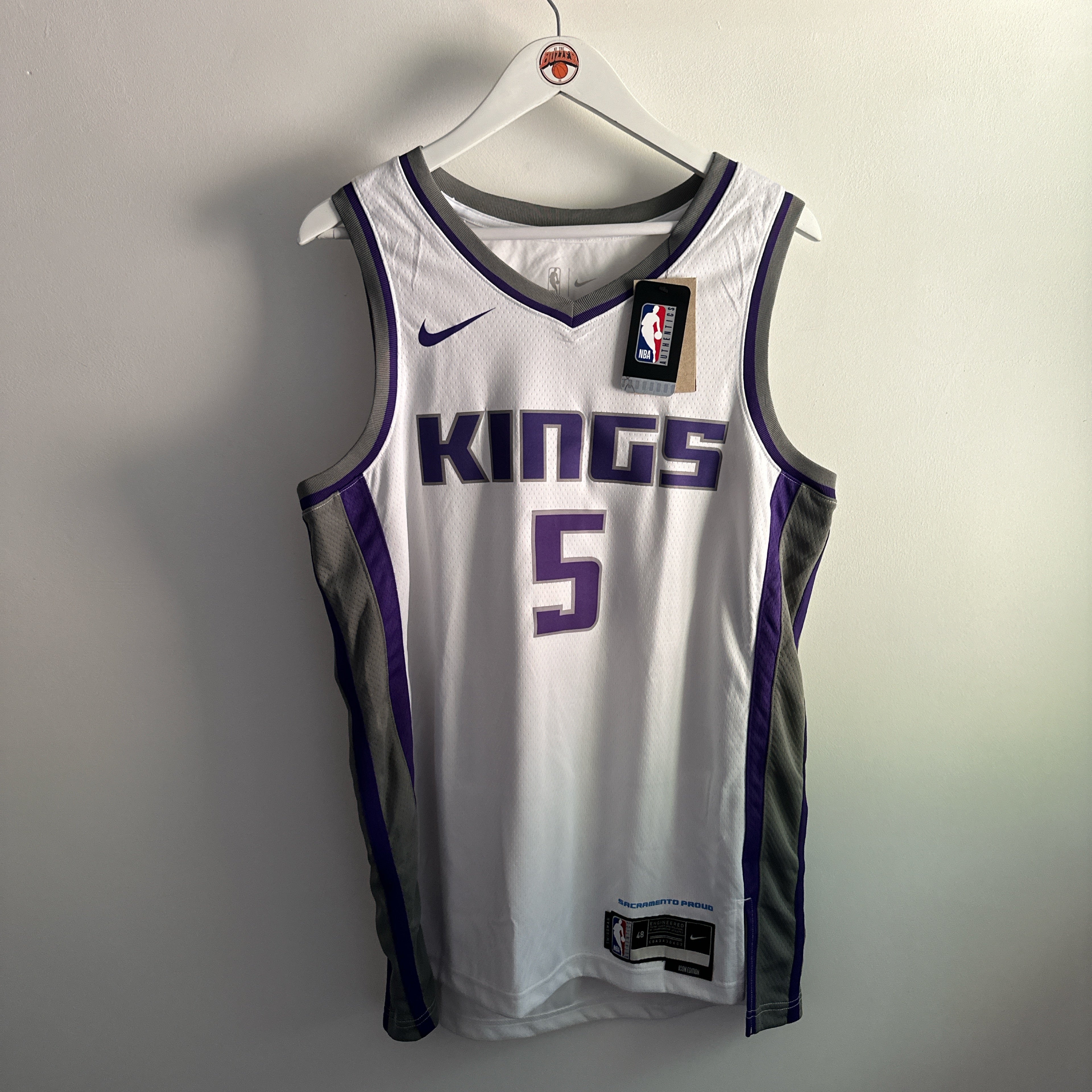 Sacramento Kings De’ Aaron Fox Nike jersey - Large