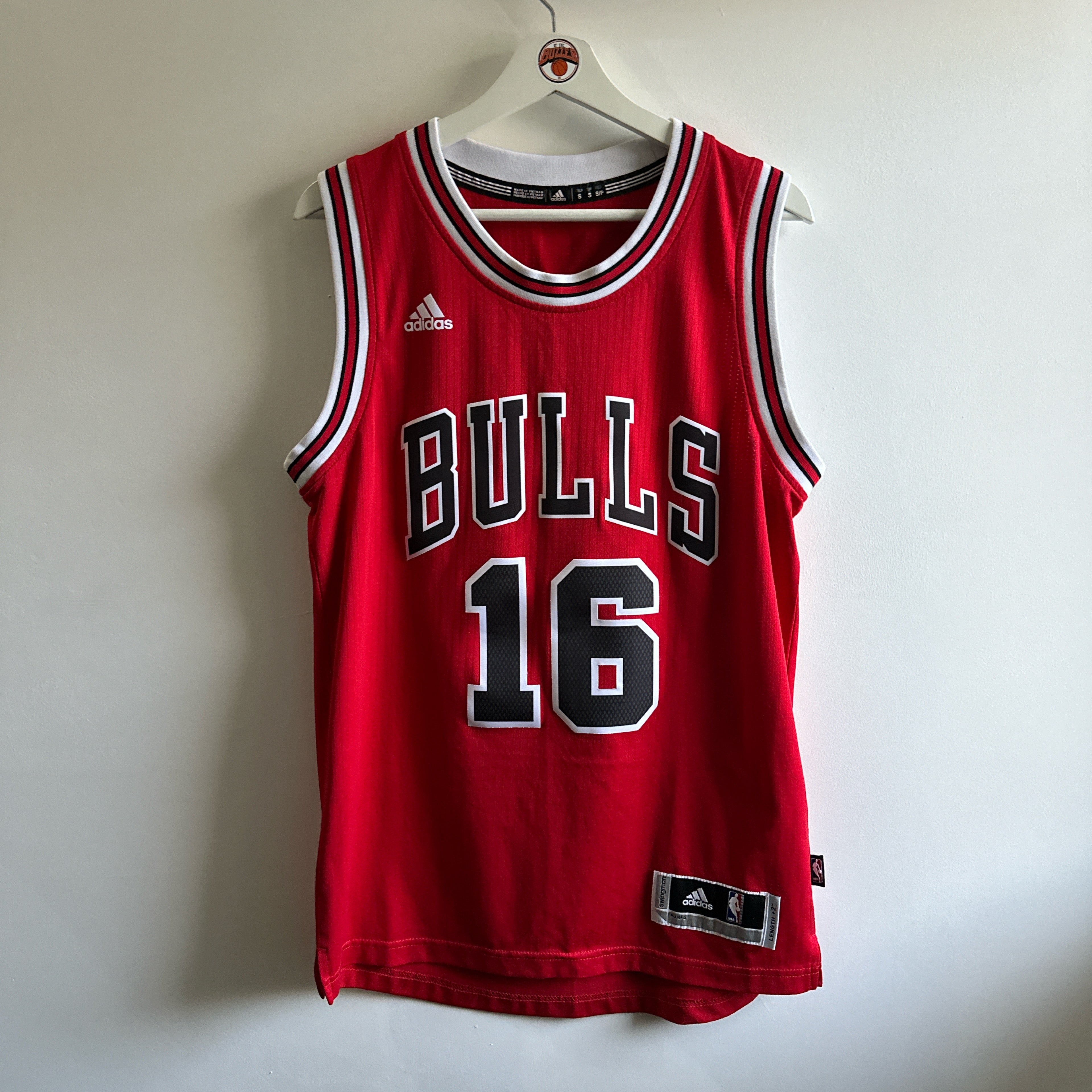 Chicago Bulls Pau Gasol Adidas jersey - Small (fits Medium)